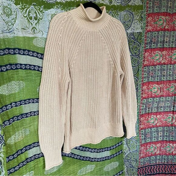J. Crew Sandy Beach Relaxed Rolled Neck Sweater Size Medium - Picture 9 of 14